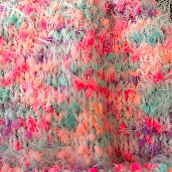 Children’s place kids large pom pom winter beanie in confetti pattern soft - Picture 5 of 5